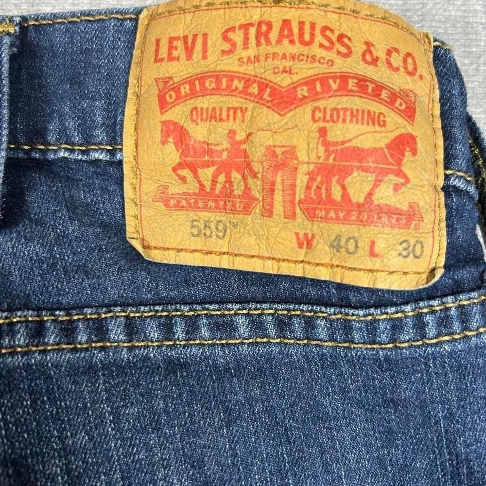 Levis 559 Relaxed Straight Leg Jeans Mens 40x30 Dark Wash Blue Denim 00559-0384